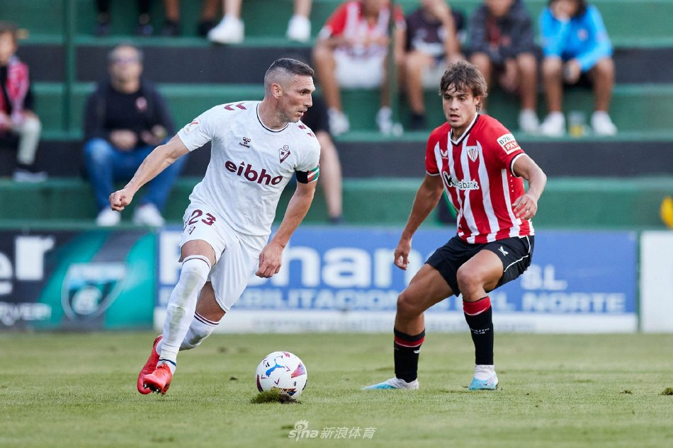 却依然受到 却依然受到