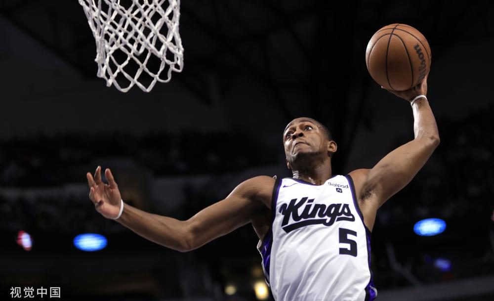 功展示了足 功展示了足