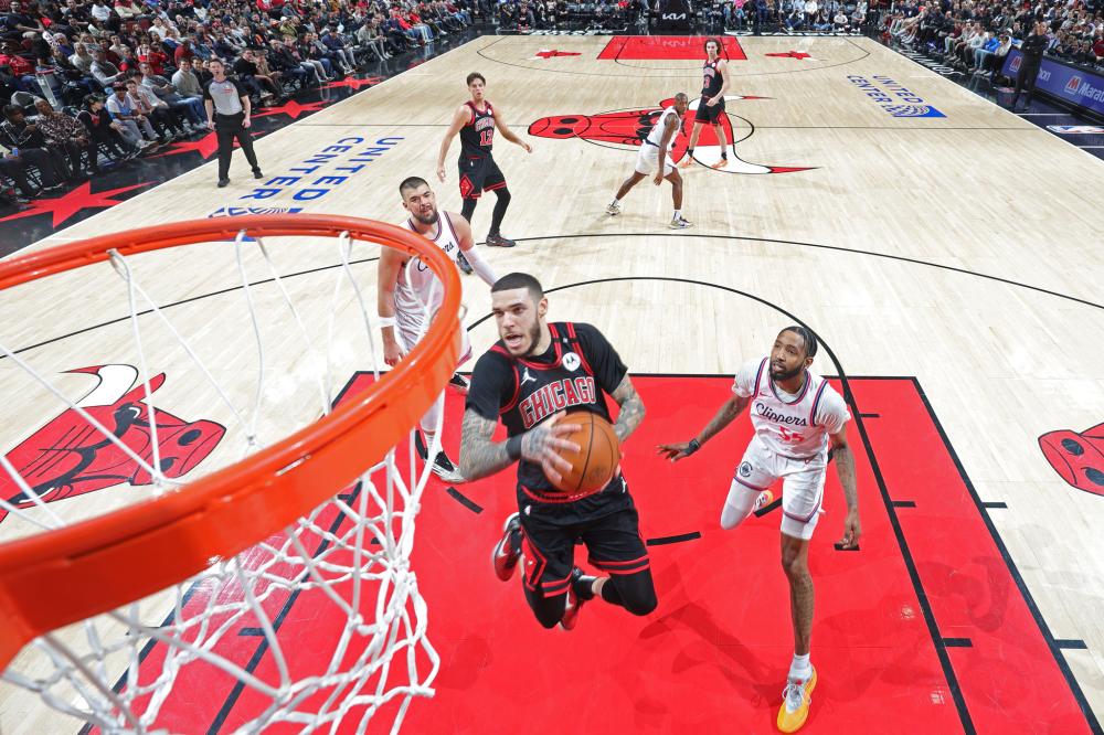 更是榜样 更是榜样